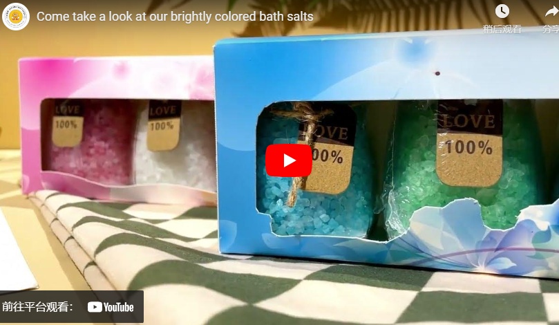 Ven a echar un vistazo a nuestras sales de baño de colores brillantes.